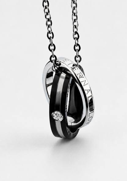 Double ring pendant necklace