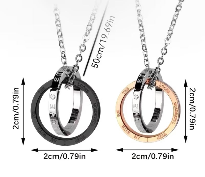 Double ring pendant necklace